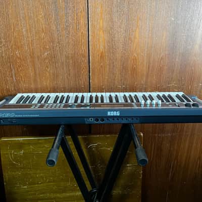 Korg X50 61-Key Synthesizer Keyboard w/ bag power supply 100-240V image 7