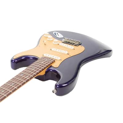 2005 Fender Custom Shop Custom Classic Player V Neck Stratocaster Electric Guitar, Midnight Blue, CZ5XXXX image 2