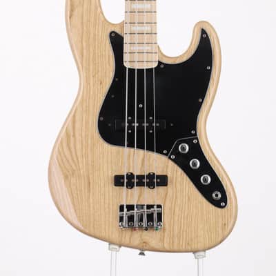 Fender Made in Japan Traditional II 70s Jazz Bass Natural, Manufactured in 2023 [JD23014074] (07/06) image 1