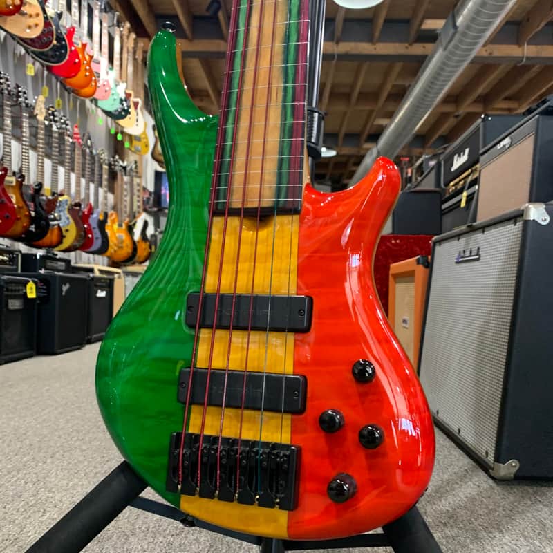 Roscoe 6-String Fretless "Jon Jon" Signature Rasta Bass image 1