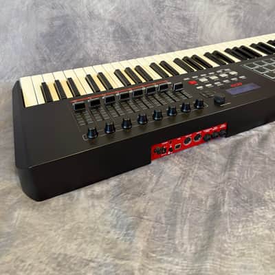 Akai Professional MPK261 61-Key USB MIDI Keyboard Controller - Excellent Condition image 7