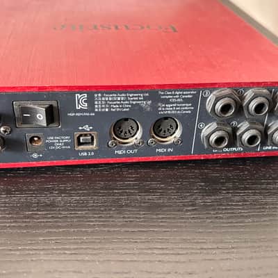 Focusrite Scarlett 6i6 2nd Gen USB Audio Interface 2016 - 2018 - Red / Black Bild 3