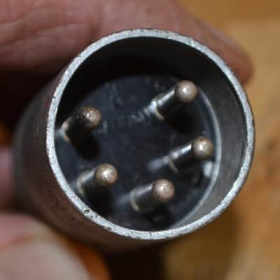 English Cannon 5 Pin Male Connector for Neve image 2