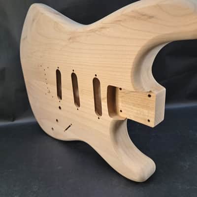 Unfinished Alder SSS Hardtail guitar body - fits Fender Strat Stratocaster necks J2508 image 7