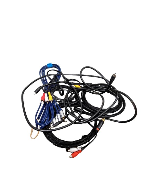 Job-lot OF Phono Cables