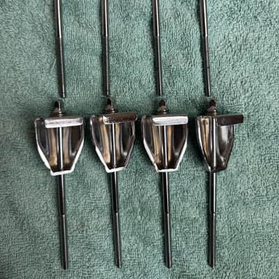 Yamaha Lot of 8 Bass Drum Claws + Tension Rods - 5” 90s - Chrome image 4