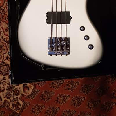 Fender Flea Artist Series Signature Active Jazz Bass 2018 - Satin Inca Silver image 3