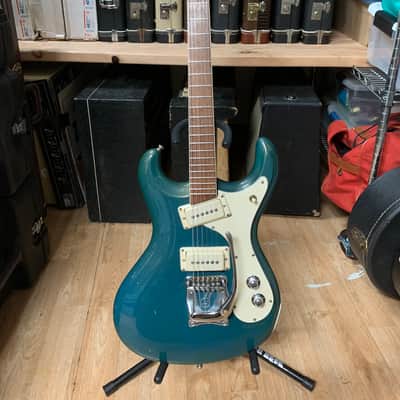 Mosrite V88 1988 Diamond Blue, Signed image 2