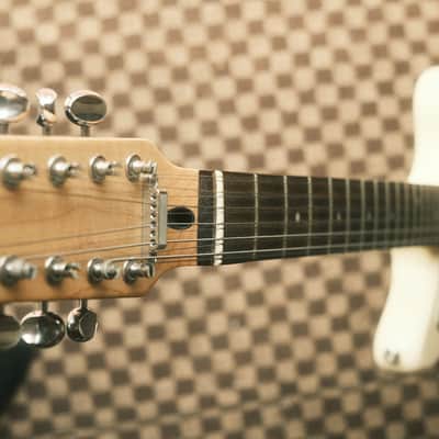 Squier Paranormal Series 12 2022 - Cream image 6