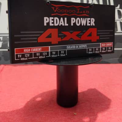 Contrôleur d'Alimentation Pour Pédales de Guitare Voodoo Lab Pedal Power 4x4 image 1