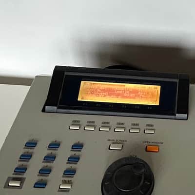 Akai MPC2000XL MPC 2000 XL w/ 8 out expansion and ZIP Drive image 2
