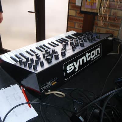 Synton Syrinx 1983 - Titanium w/ MIDI Retrofit image 3