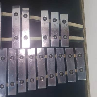 B.F.Kitching&Co 2.5-Octave Orchestra Bells Glockenspiel Steel Xylophone+Case 40s image 4