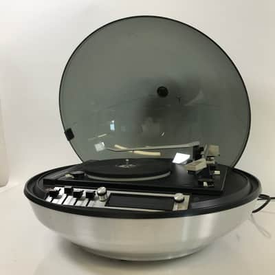 Vintage 1970 Electrohome Record Player & Radio - Model 862 image 4
