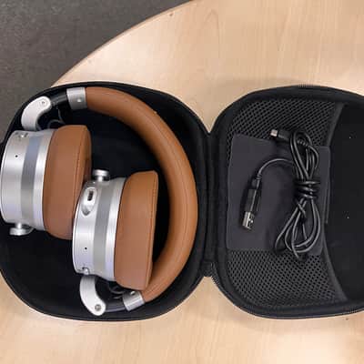 Ashdown Meters OV-1-B-C wireless headphones 2024 - Tan image 4