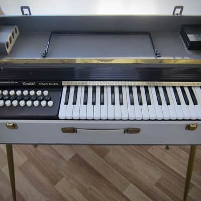 ORCOA by Farfisa Air Organ Model 311 Concert Traveler 24 Chords Made in Italy Circa-1960s-Two Tone Grey image 11