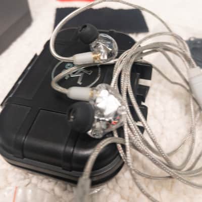 Mackie MP-360 In-Ear Monitors image 2