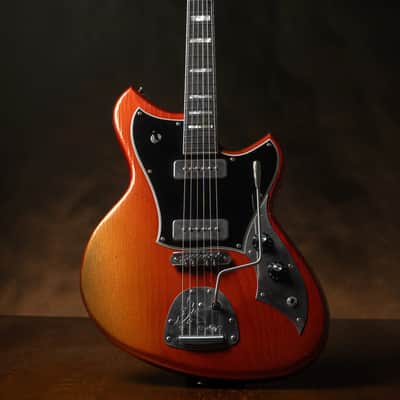 Novo Serus J Custom - Mint Condition image 1