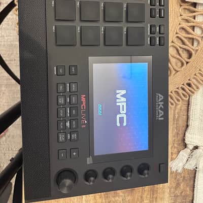 Akai MPC Live II Standalone Sampler / Sequencer 2020 - Present Black image 3
