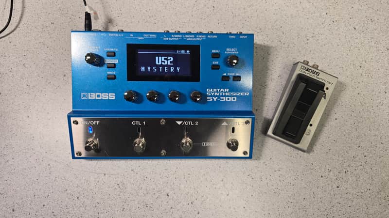 Boss SY-300 Guitar Synthesizer with FS7 foot switch & SKB case image 1