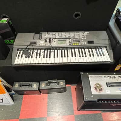 Casio CTK-710 keyboard with PSU, 1st 14 keys not working