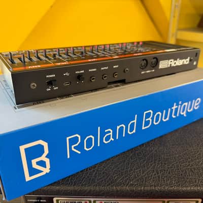 Roland JU-06 image 4