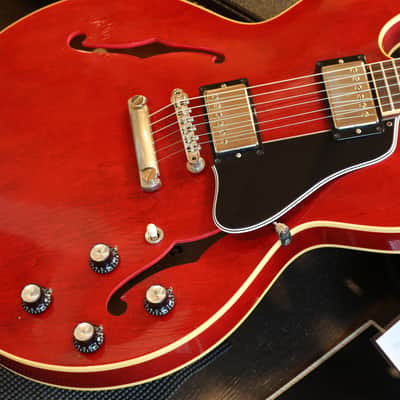 Minty! 2022 Gibson Custom Shop Murphy Lab '61 ES-335 Reissue Semi-Hollow Electric Guitar Ultra Light Aged Cherry + COA OHSC image 6
