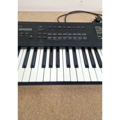 Roland D10 - Synthesizers - Good w/ Hard Case image 3