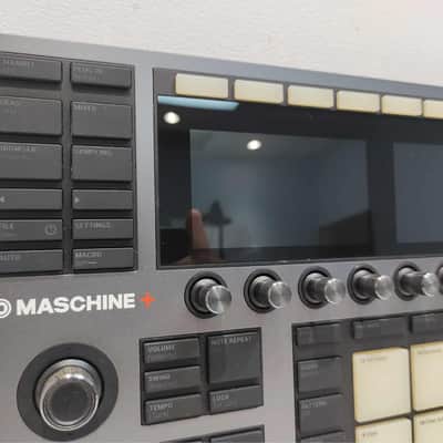 Native Instruments Maschine+ HW Standalone Production Studio Workstation 2020's - Silver / Black image 2