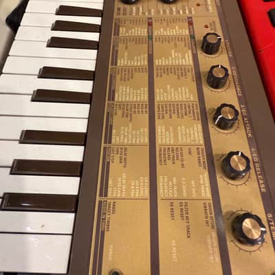 Korg MicroKORG 37-Key imited Gold Edition Analog Modeling