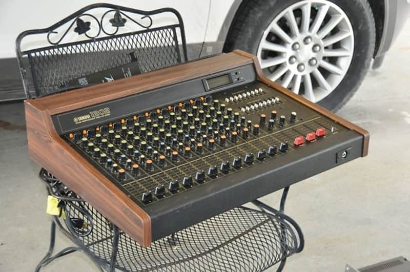 Yamaha 1202 1980 Brown/Black | Reverb
