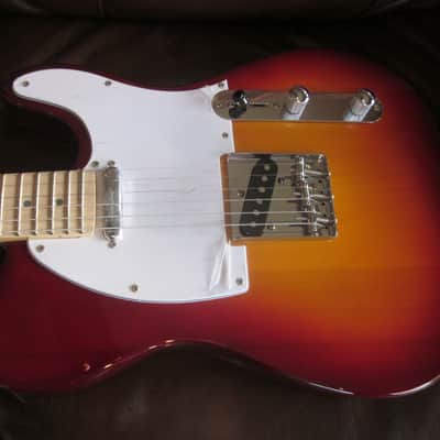 Amati Tele-Style Single Coil Electric Guitar Cherry Sunburst w/ Gig Bag 30TCHG image 2