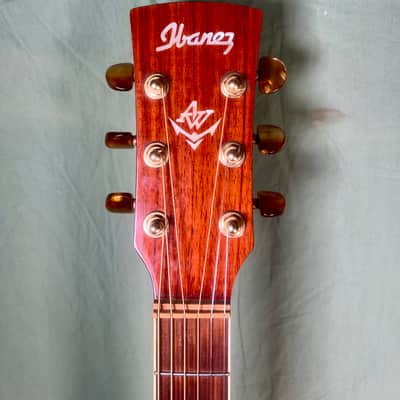 Ibanez Artwood AW300-NT w/Dean Markley Pickup and Hard Case 2004 - Natural image 4