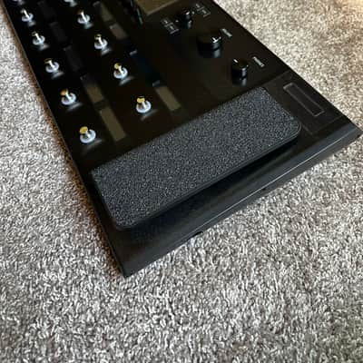 Line 6 Helix Floor 2015 - Black - Near New Condition - CIB image 5
