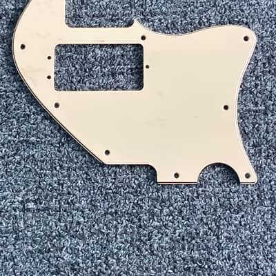 Unknown Lot of 23 misc. Strat/Tele Pickguards - Black/White/Mint/Green/Cream etc. image 12