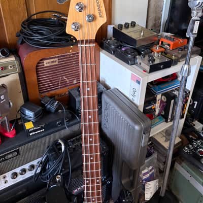 Vintage Splendor (Holly / Tomson) P-Bass - Black image 3