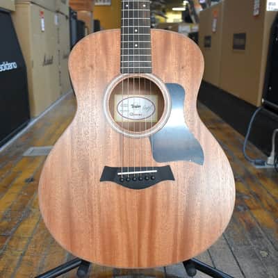 Taylor GS Mini-e Mahogany Acoustic-Electric w/Padded Gig Bag image 1