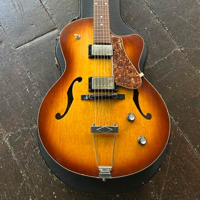 Godin 5th Avenue CW Kingpin II HB 2010s - Cognac Burst image 1