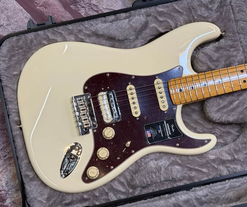 Fender American Professional II Stratocaster HSS MN 2022 Olympic White New Unplayed Auth Dealer 8lb1oz #995 image 1