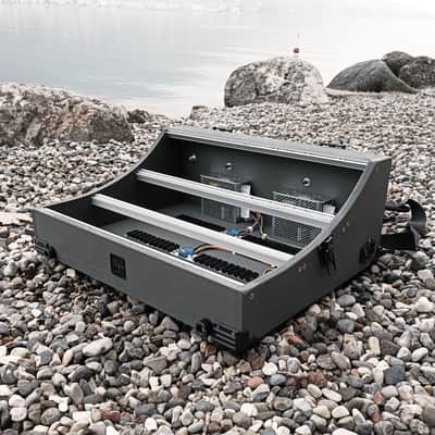 9U Eurorack Case Powered (or not), 84 o 104 hp, patched resealable modular synthesizer image 1