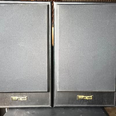 Klipsch Tangent 100 large bookshelf speakers in excellent condition -0 1990's image 2