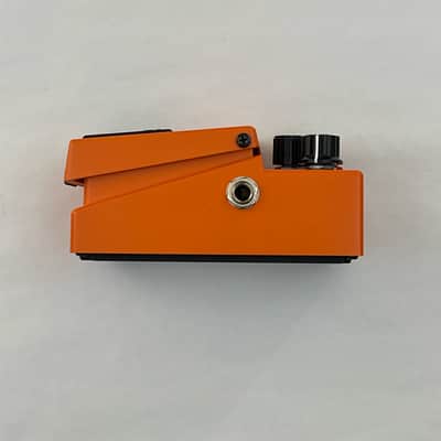 Boss DS-1 Distortion (Silver Label) 1994 - Present - Orange image 4