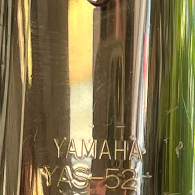 Yamaha YAS-52 Alto Saxophone image 3