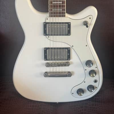 1960's reissue Epiphone Limited Custom Shop Wilshire in Vintage alpine white image 1