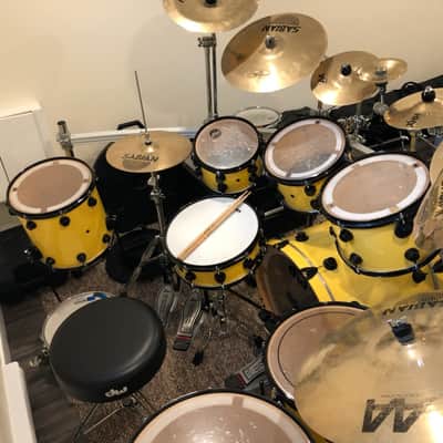 8 Piece DW Collector's Series Drum Set image 2