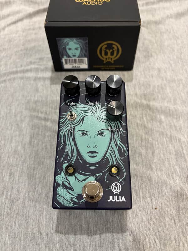 Walrus Audio Julia Chorus / Vibrato V2 2019 - Present image 1