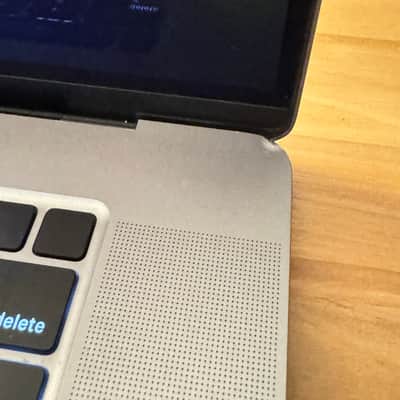 Apple MacBook Pro 16 inch 2019 - Space Gray image 7