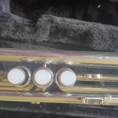 Yamaha YTR-4335GII Intermediate Bb Trumpet Silver Plated w/ Case - Silver image 5