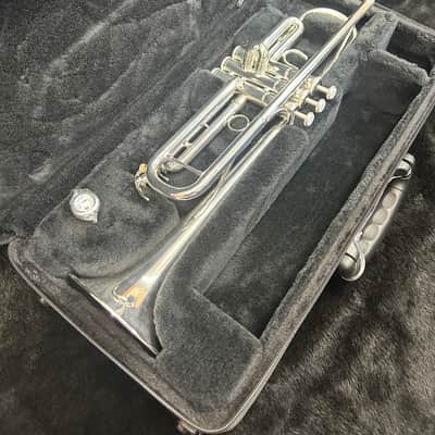 Yamaha YTR-4335GS Intermediate Bb Trumpet 2000s - Silver image 2