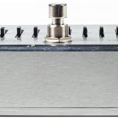 MXR M108S 10-Band EQ Pedal, Silver image 3